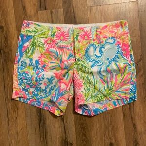 Lilly Pulitzer shorts size 4 Callahan
